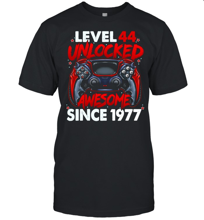 Level 44 Unlocked Awesome Since 1977 44th Birthday Gaming  Classic Men's T-shirt
