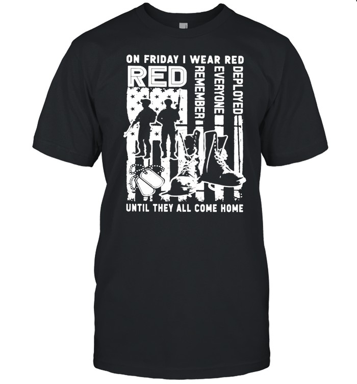 On Friday I wear red until they all come home shirt Classic Men's T-shirt