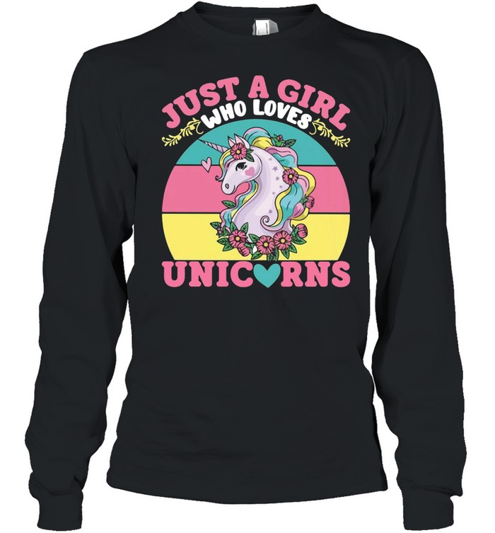 Just A Girl Who Loves Unicorns Vintage Retro T-shirt Long Sleeved T-shirt