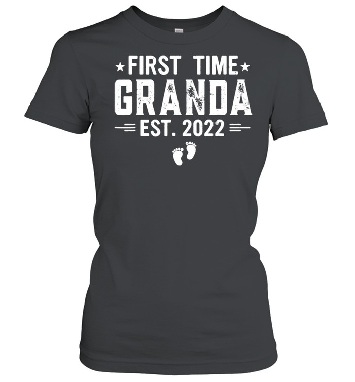 Father’s Day First Time Grandad Est 2022 Classic Women's T-shirt