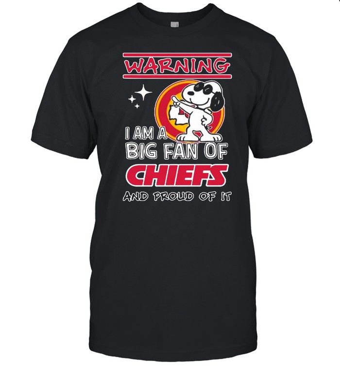 Snoopy Warning I Am A Big Fan Of Chiefs And Proud Of It shirt Classic Men's T-shirt