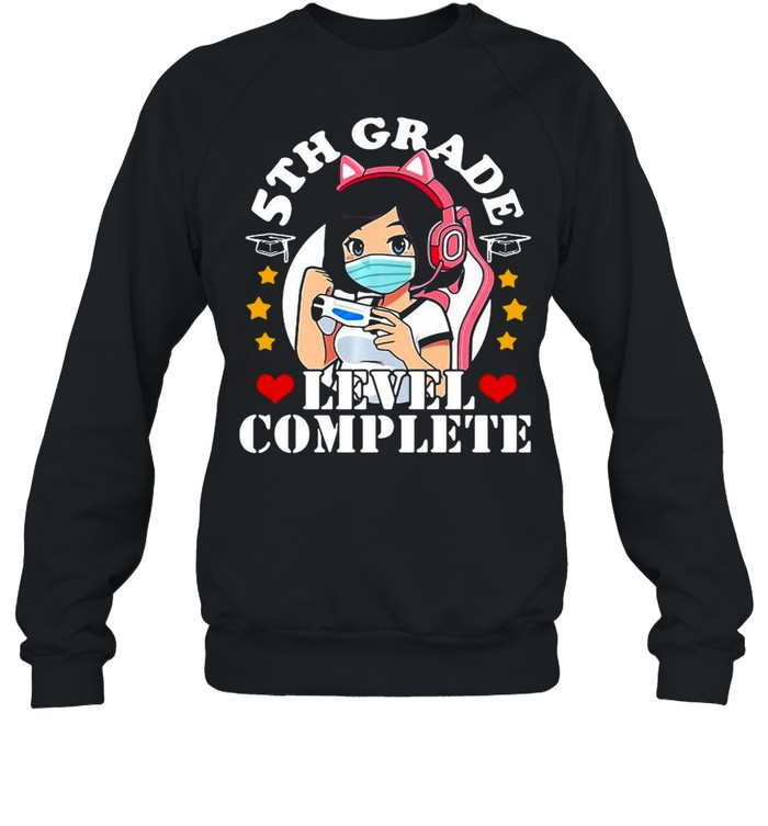 2021 5Th Grade Graduation Girl Loves Anime Gaming Girls T-shirt Unisex Sweatshirt