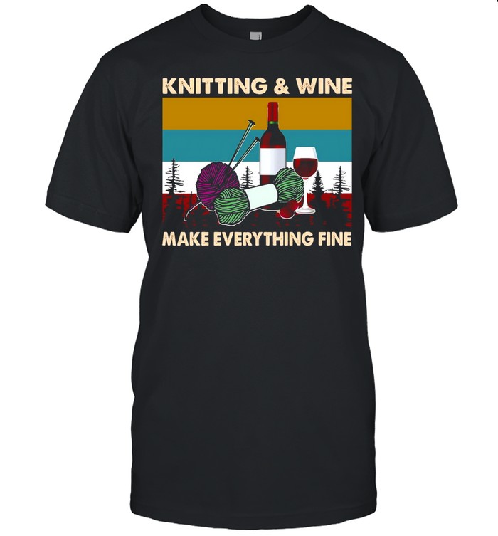 Knitting And Wine Make Everything Fine Vintage Retro T-shirt Classic Men's T-shirt