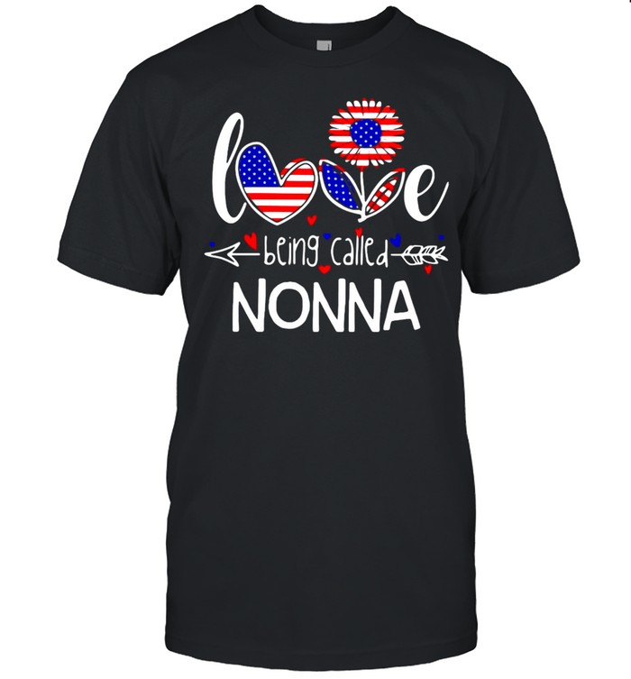 American Flag Sunflower Love Being Called Nonna T-shirt Classic Men's T-shirt