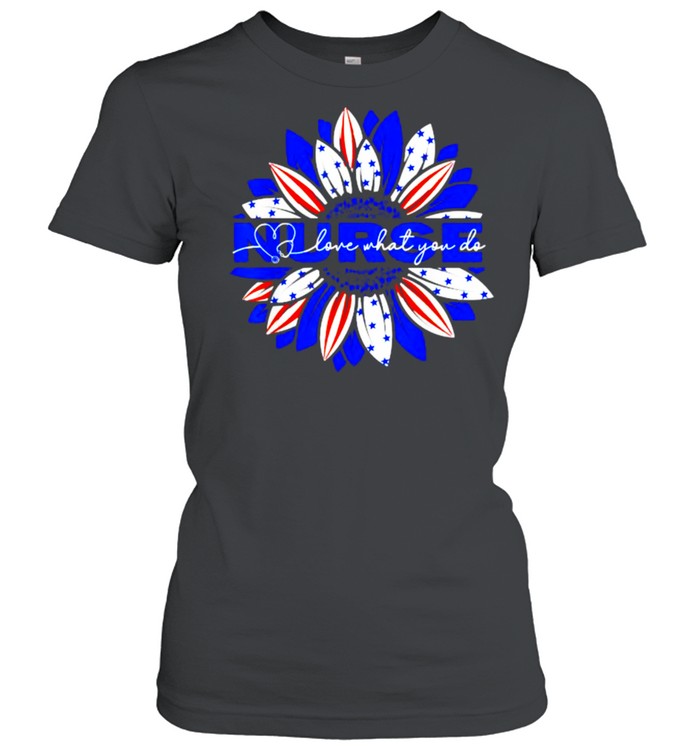 Nurses American Flag Sunflowers Happy 4th of July Day T- Classic Women's T-shirt