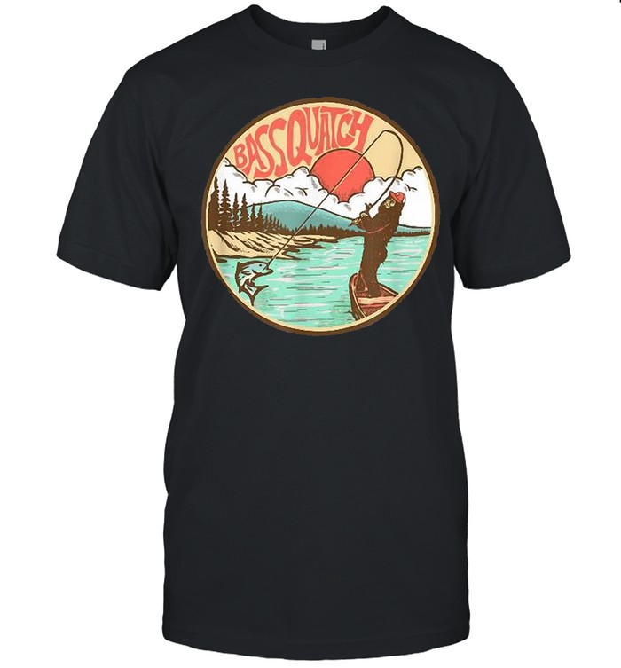 Bassquatch Bass Fishing Bigfoot on the Lake Sasquatch  Classic Men's T-shirt