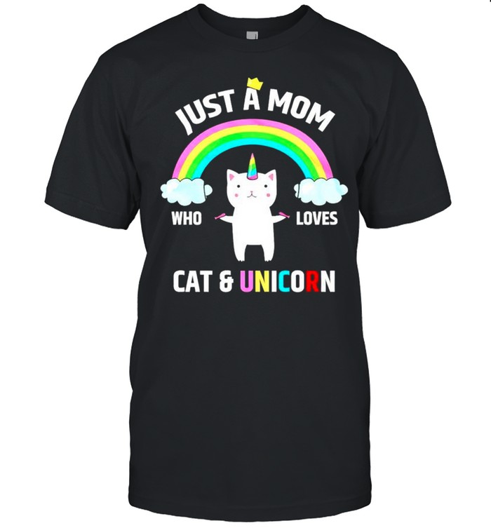 Just a mom who loves cat and unicorn shirt Classic Men's T-shirt