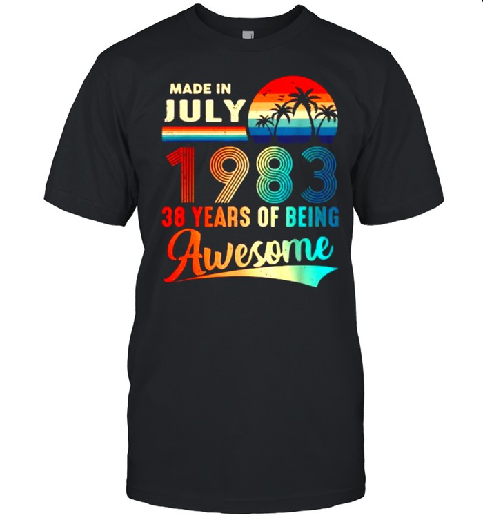 Made in July 38 Years Of being Awesome Vintage 38th Birthday T- Classic Men's T-shirt