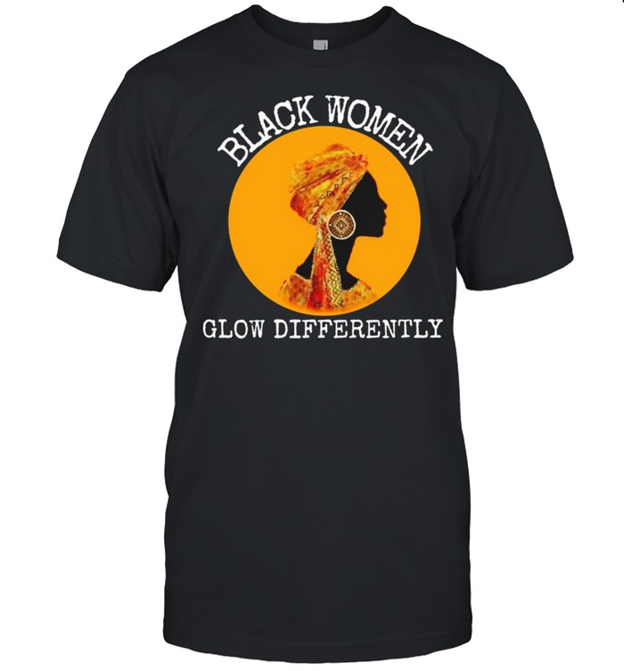 Black women glow differently shirt Classic Men's T-shirt