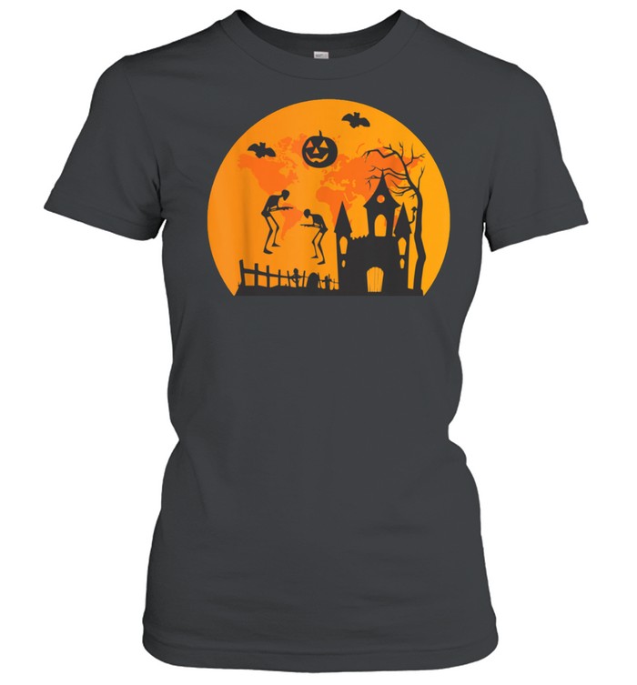 Scary Halloween with Moving Skeletons and Mysterious Castles shirt Classic Women's T-shirt