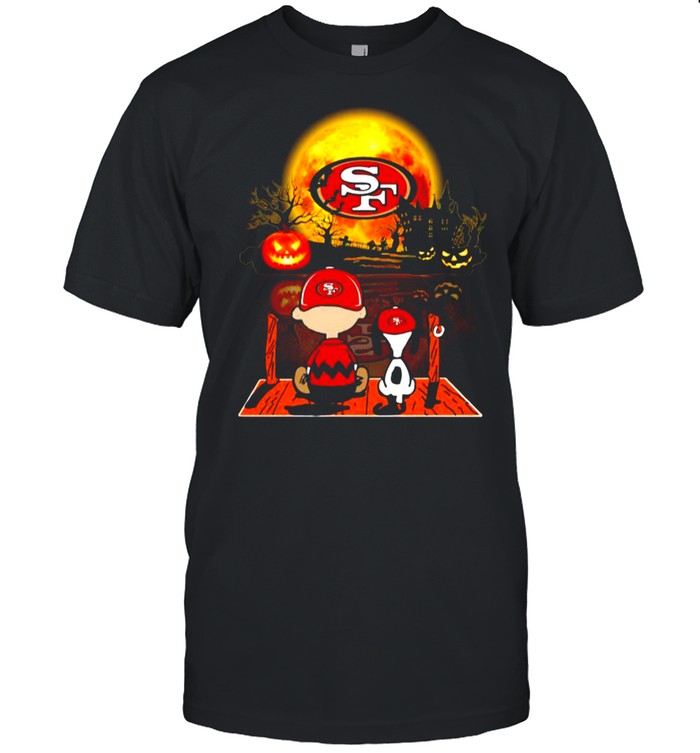 Snoopy and Charlie Brown Pumpkin San Francisco 49ers Halloween Moon shirt Classic Men's T-shirt