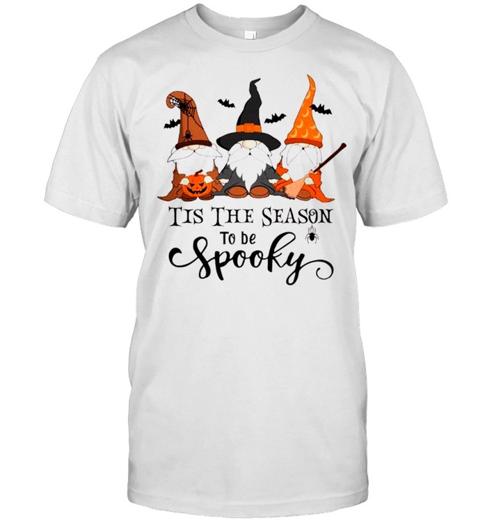 Halloween Spooky Gnome it’s the season to be shirt Classic Men's T-shirt