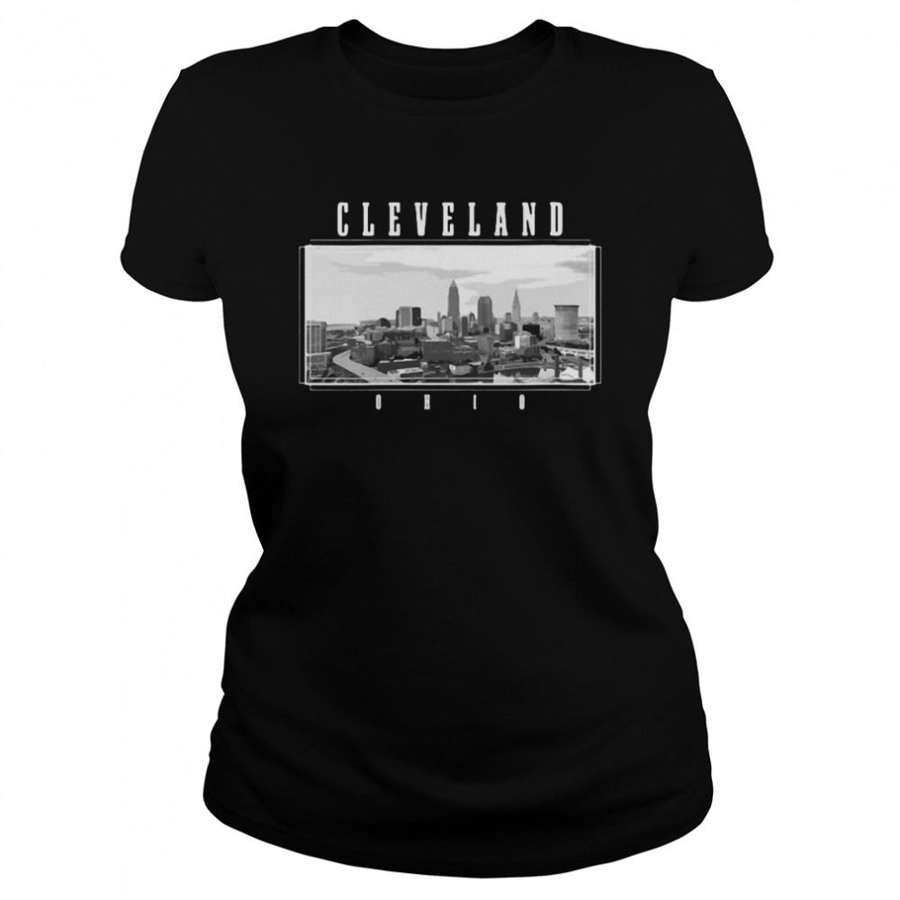 Cleveland Ohio Skyline Pride Black White Vintage Classic Women's T-shirt