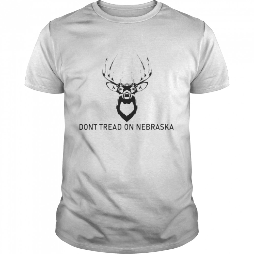 deer don’t tread on Nebraska shirt Classic Men's T-shirt