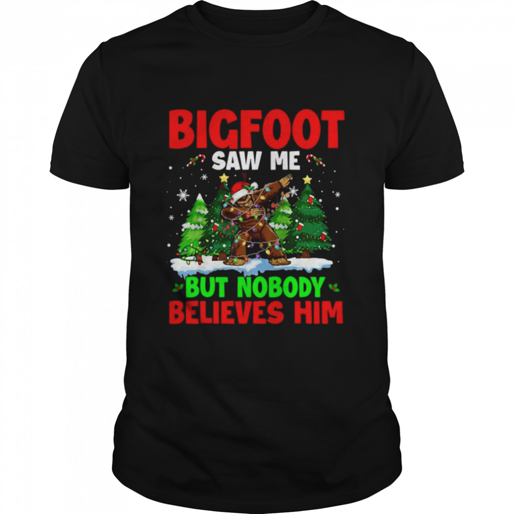 Bigfoot Saw Me But Nobody Believes Him Xmas Santa Sweater T-shirt Classic Men's T-shirt