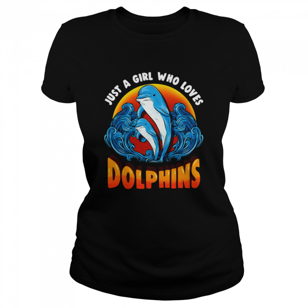 Just A Girl Who Loves Dolphins Vintage T-shirt Classic Women's T-shirt