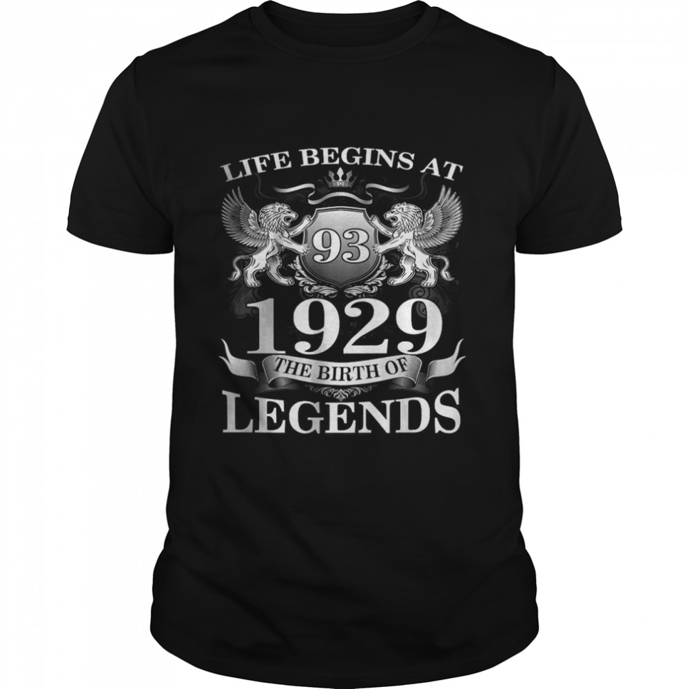 Life begins at 93 1929 the birth of legends T- Classic Men's T-shirt