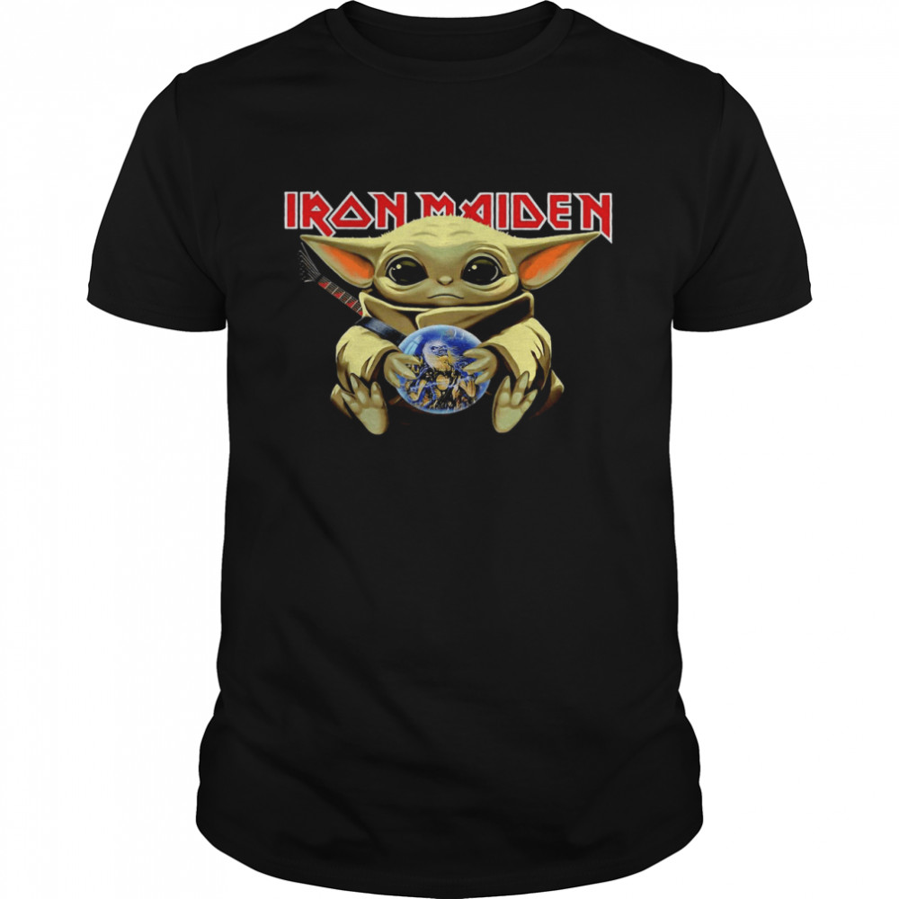 Baby Yoda Hug Iron Maiden  Classic Men's T-shirt