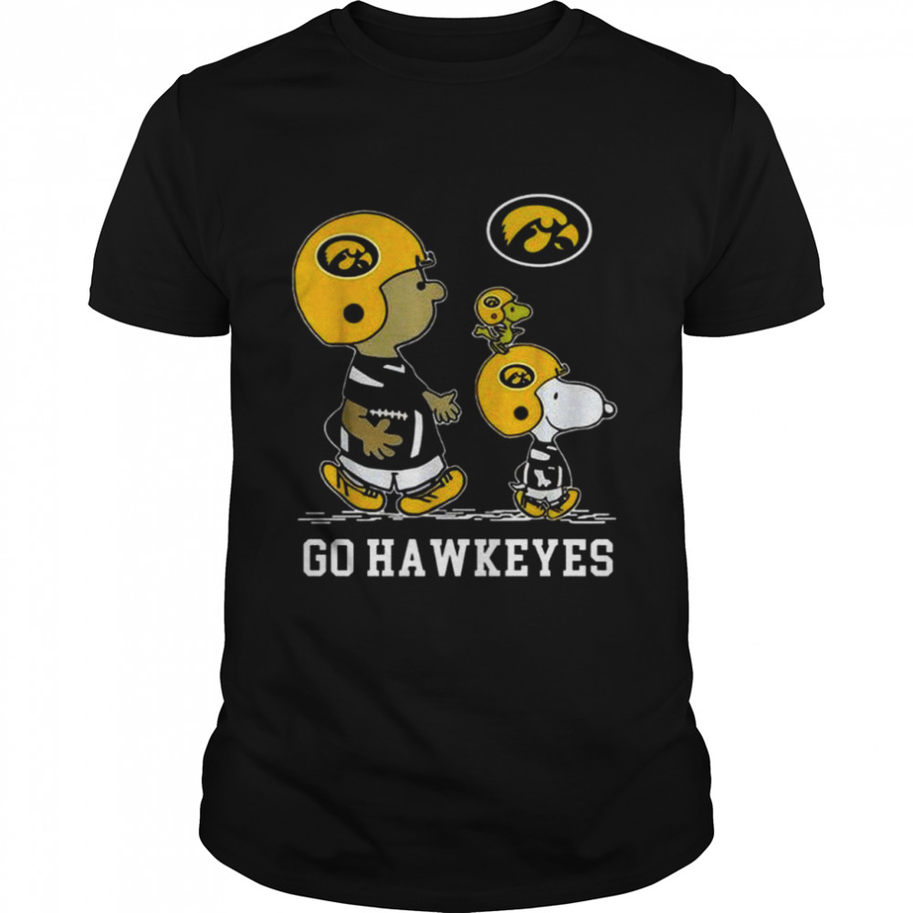Snoopy And Charlie Go Iowa Hawkeyes 2021  Classic Men's T-shirt
