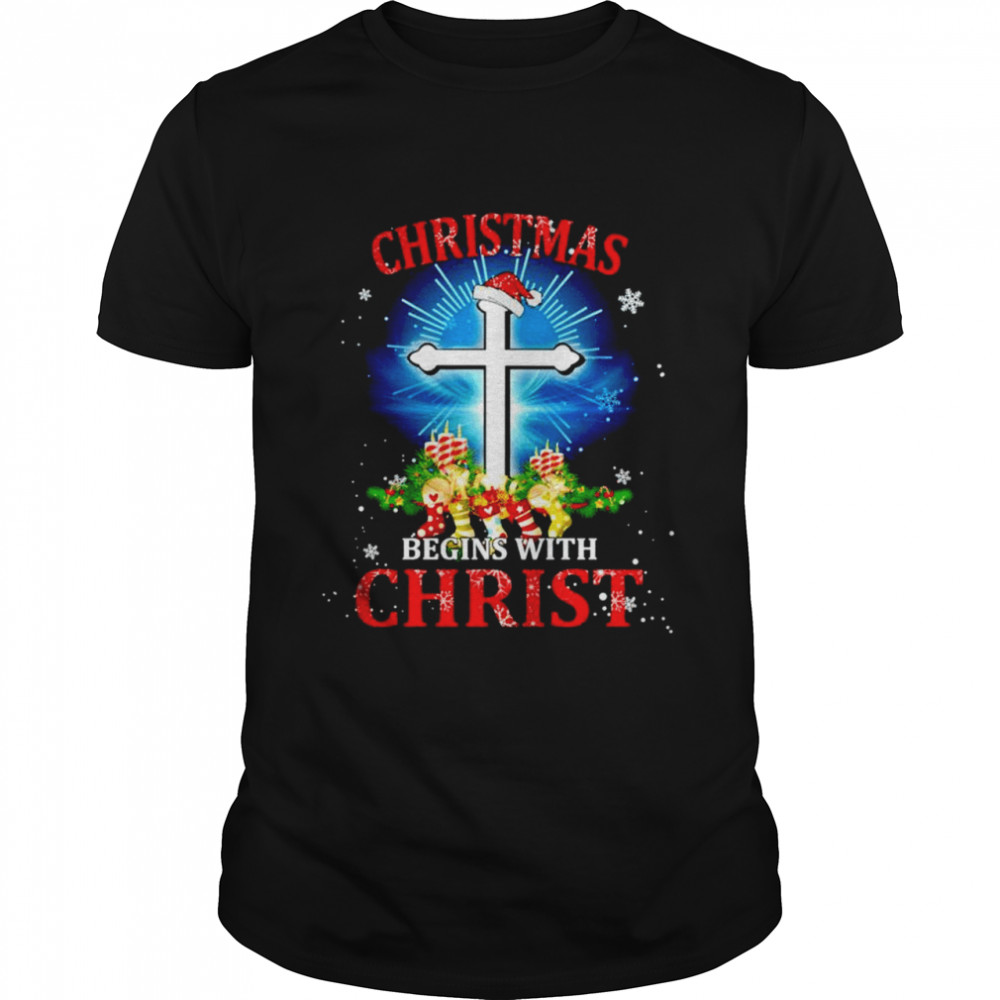 Jesus Christmas begins with Christ shirt Classic Men's T-shirt