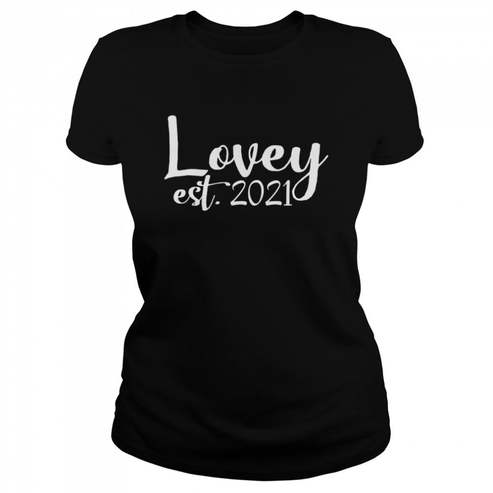 Lovey Est 2021 Cute Grandma Mother’s Day Classic Women's T-shirt