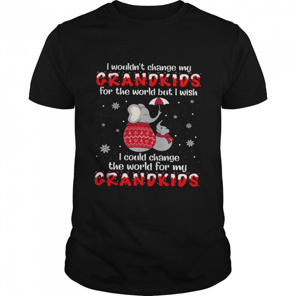 Elephant I Wouldn’t Change My Grandkids For The World But I Wish I Could Change The World For My Grandkids  Classic Men's T-shirt