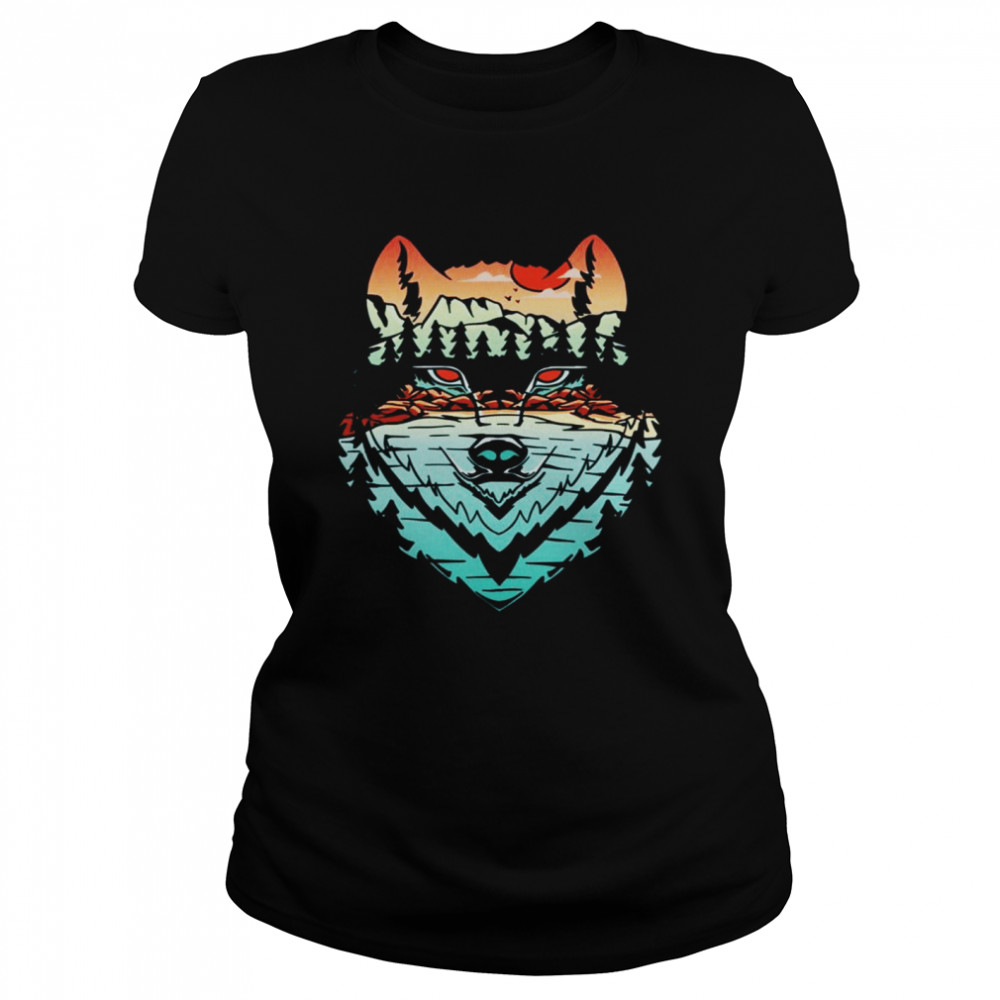 Wolf on forest background Classic Women's T-shirt