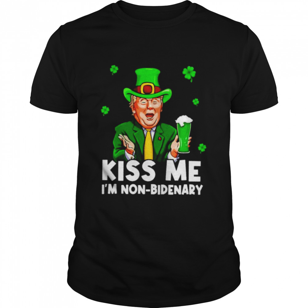 Trump kiss me I’m non-bidenary St Patrick’s day shirt Classic Men's T-shirt
