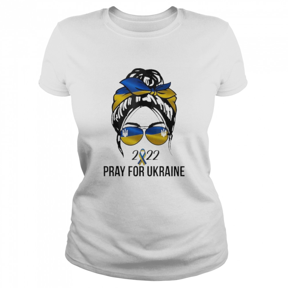 Ukraine Pride Women Pray For Ukraine Ukrainian Flag shirt Classic Women's T-shirt