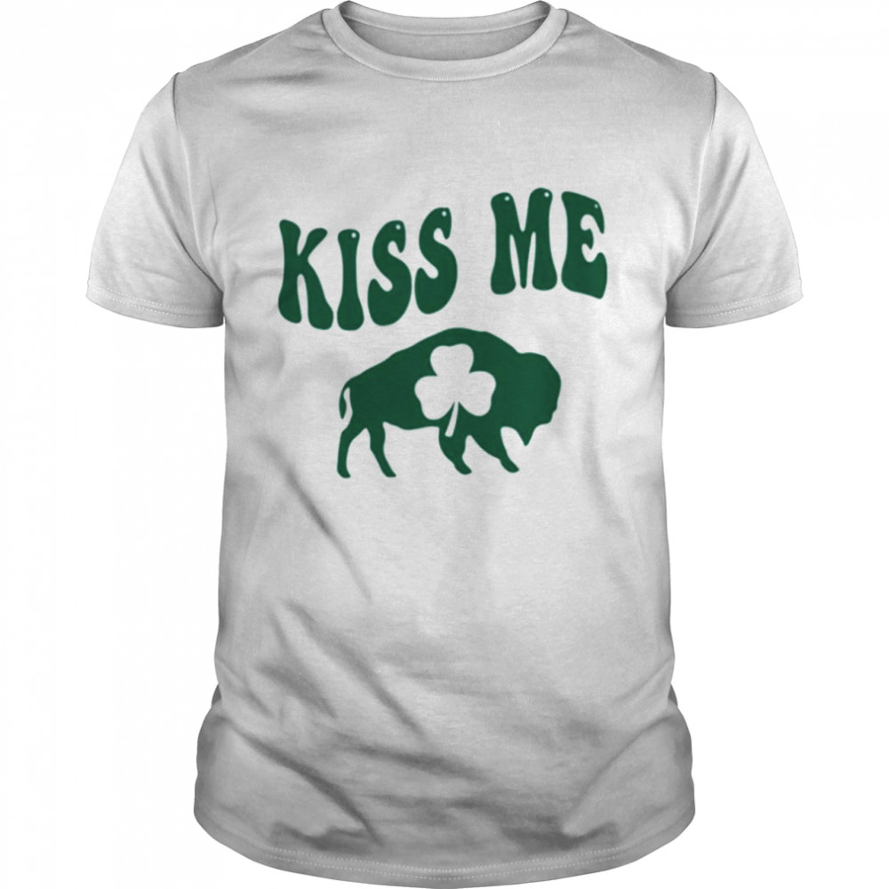 St. Patrick’s Day Kiss Me Buffalo shirt Classic Men's T-shirt