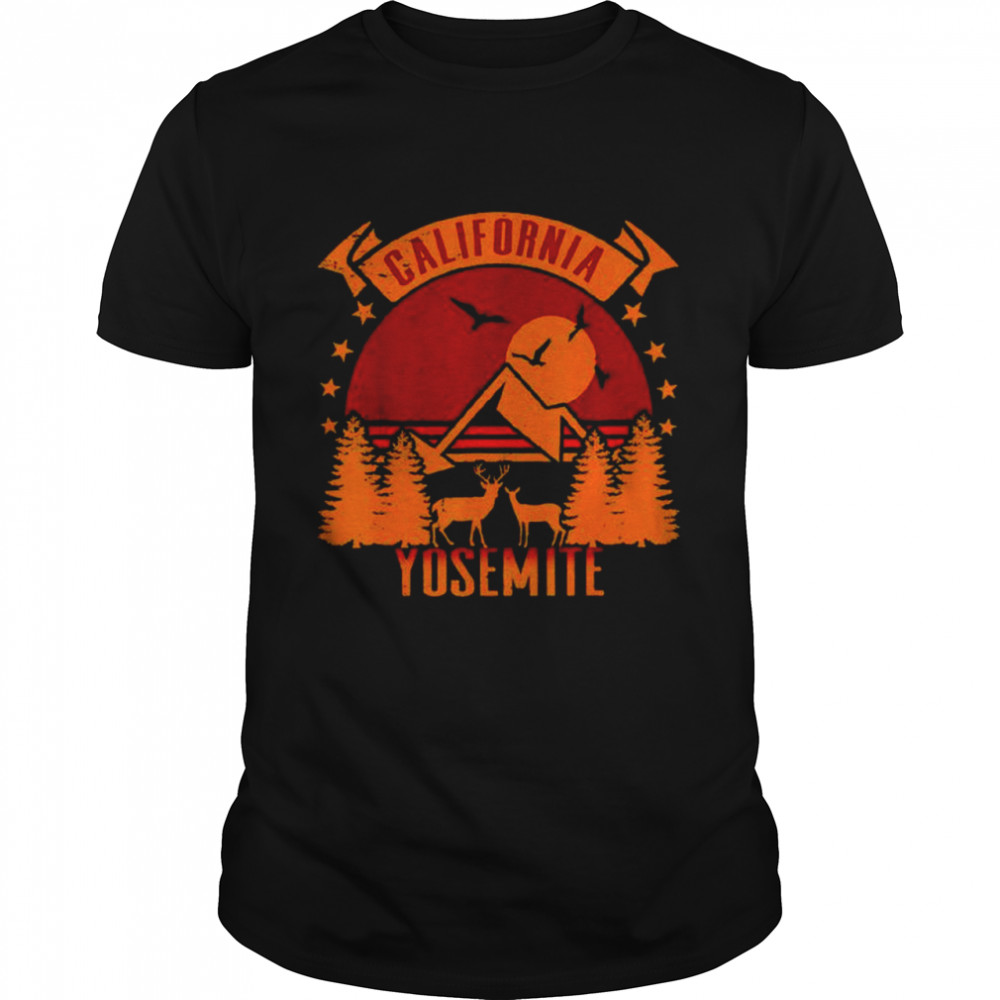 Yosemite Camping Lovers T- Vintage Yosemite National Park California Yosemite T- Classic Men's T-shirt