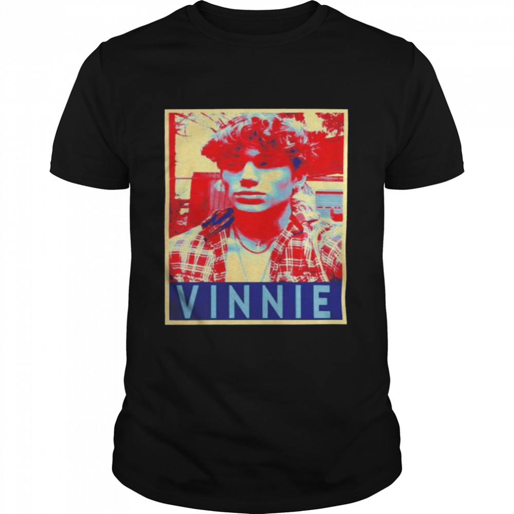 Vinnie Hacker Photo vintage shirt Classic Men's T-shirt