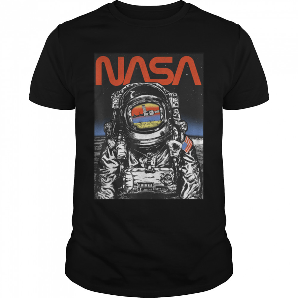 NASA Astronaut Moon Reflection Vintage Retro T- B07979VZG6 Classic Men's T-shirt