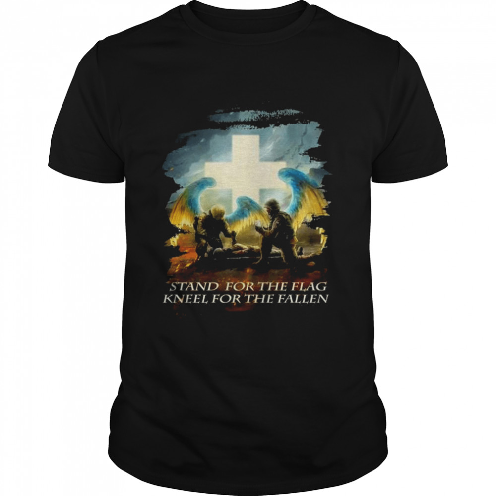 Ukraine stand for the flag kneel for the fallen shirt Classic Men's T-shirt