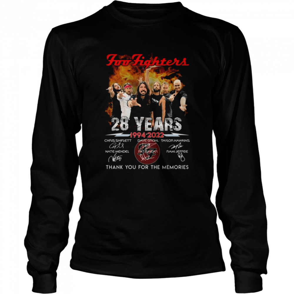 Foo Fighters 28 Years Anniversary 1994-2022 Signatures Thank You For The Memories T- Long Sleeved T-shirt