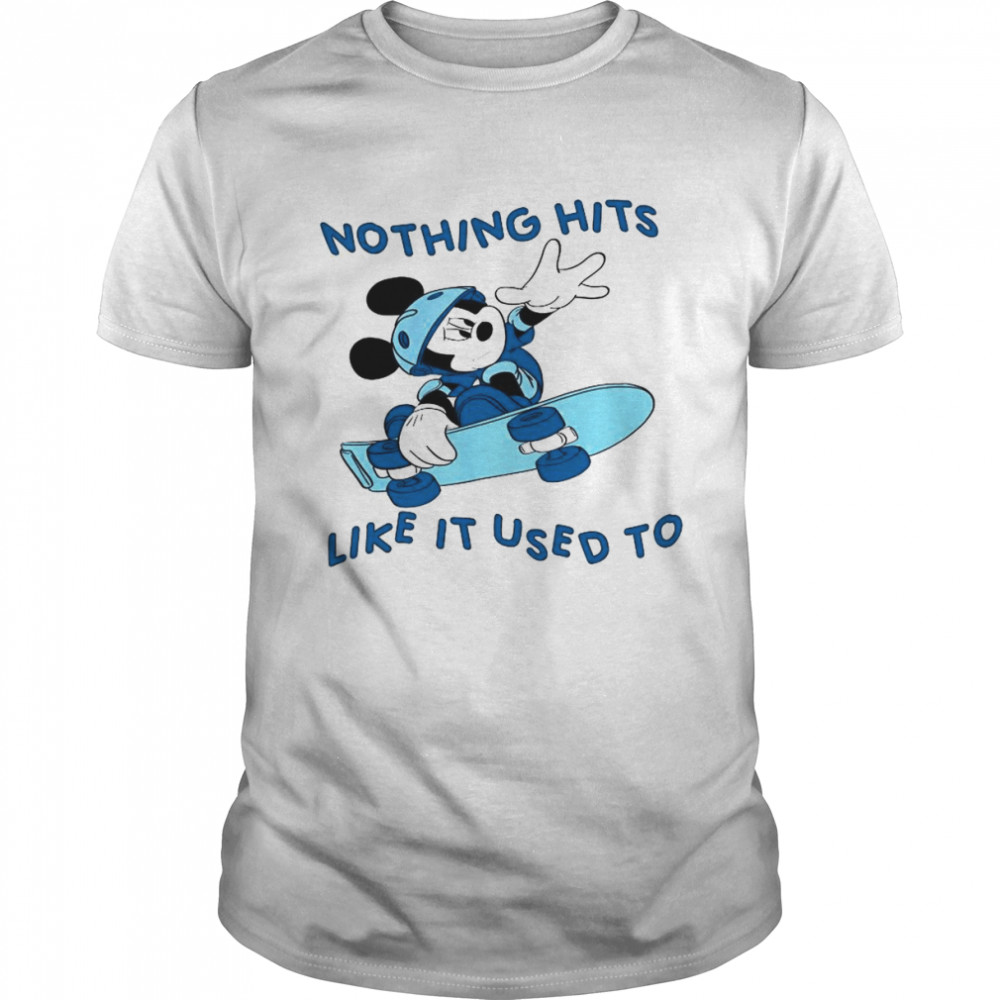 Mickey mouse nothing hits like it used to shirt Classic Men's T-shirt