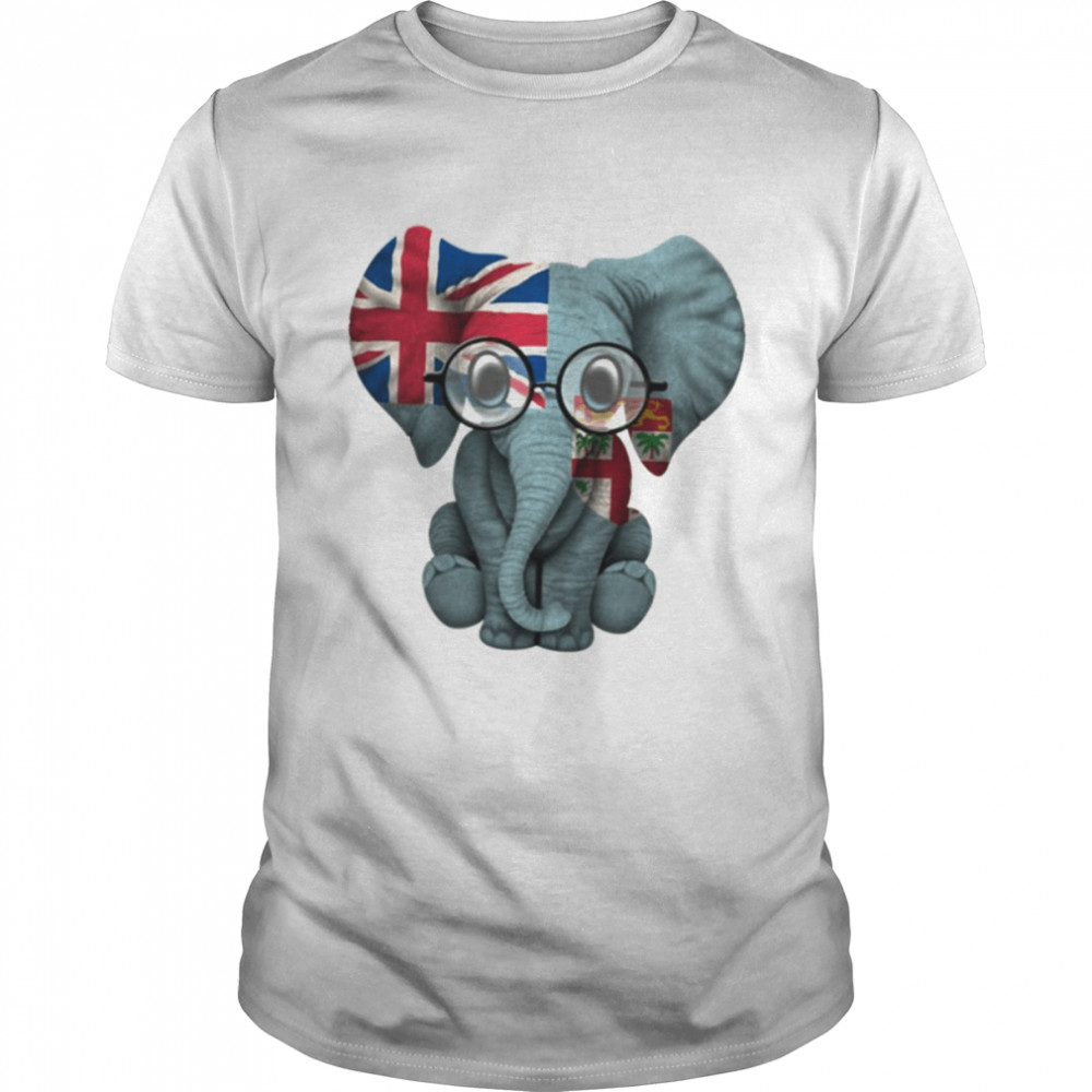 Baby Elephant With Glasses And Fiji Flag shirt Classic Men's T-shirt