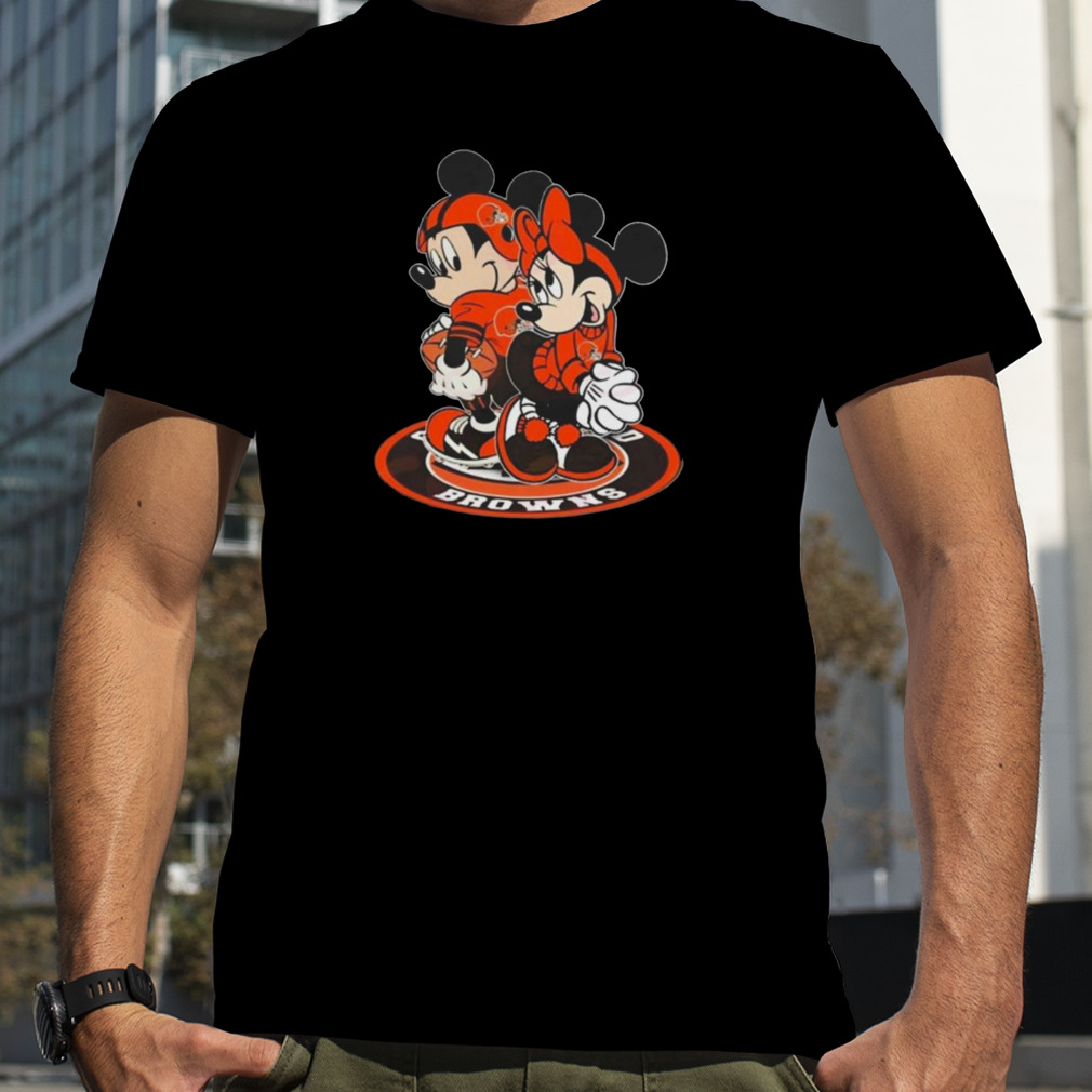 NFL Cleveland Browns Mickey Mouse And Minnie Mouse Shirt