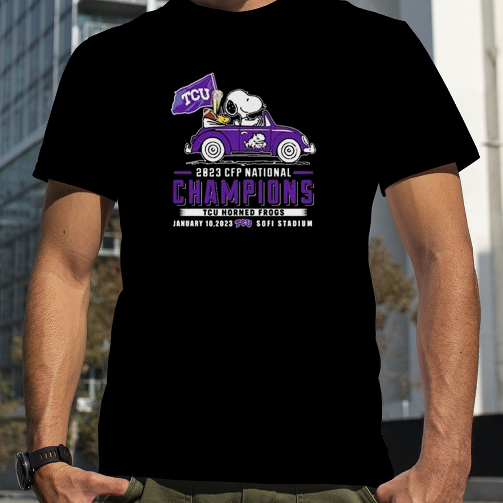 Tcu horned frogs snoopy and Woodstock driving car 2023 cfp national champions shirt