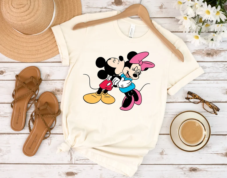 Mickey and Minnie Kiss Shirt