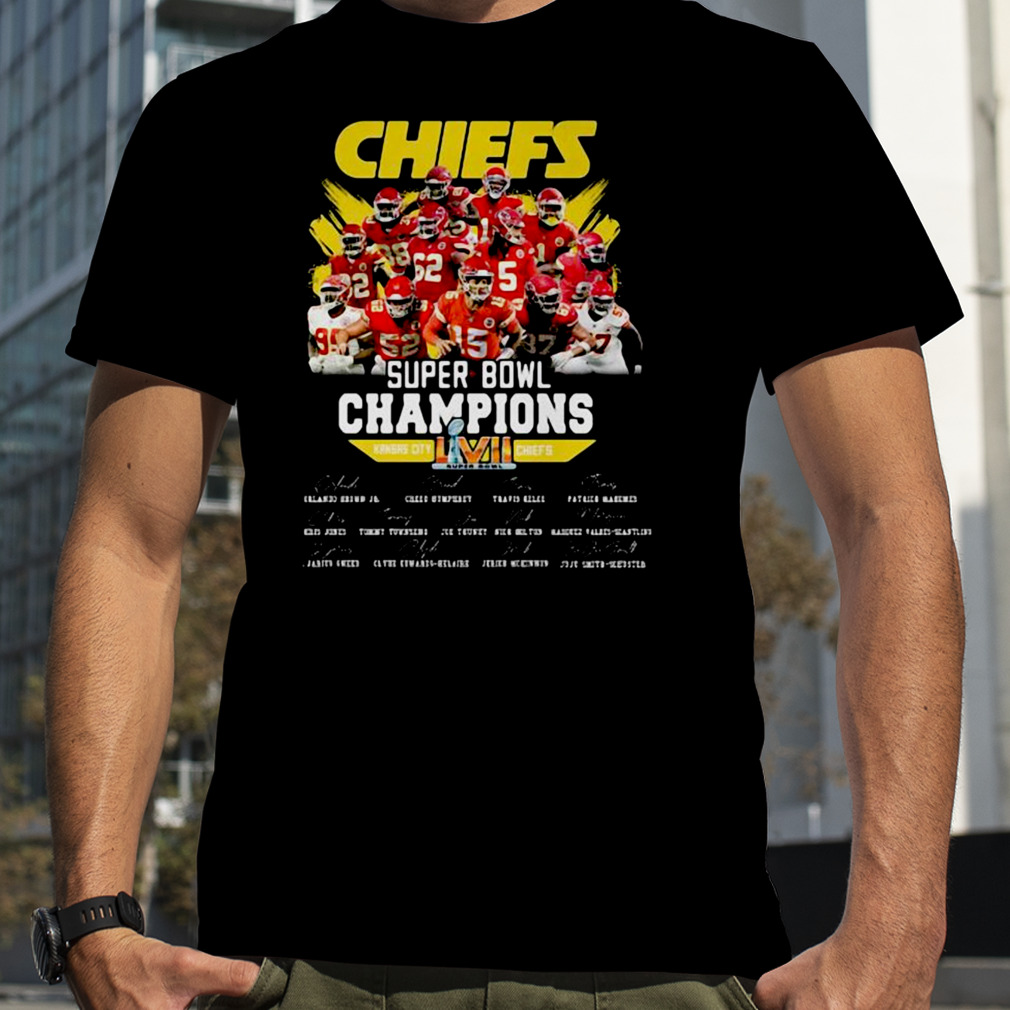 Kansas City Super Bowl Champions 2023 v2 - Kansas City Chiefs - T-Shirt