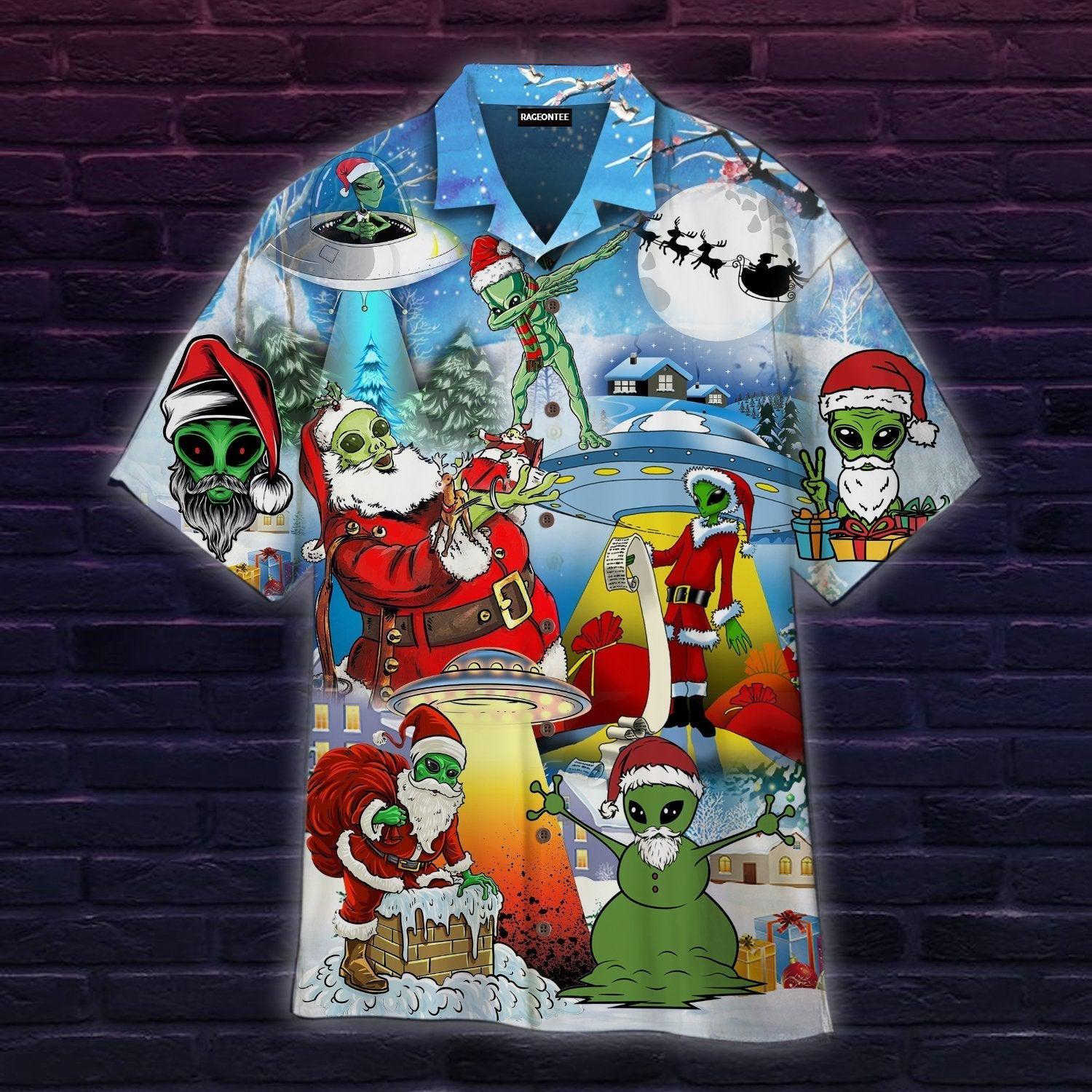 Alien And Santa Claus At Christmas Hawaiian Shirt  For Men & Women  WT1209