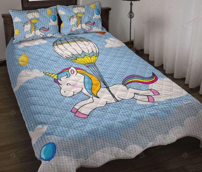 Unicorn Horse Fly Sky Blue Knitted Background Quilt Bedding Set