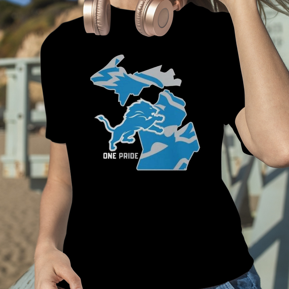 Detroit Lions Local Essential T-shirt