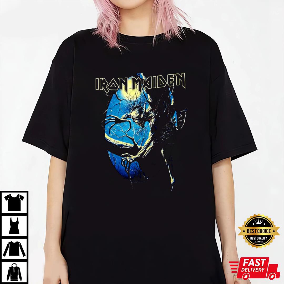 Iron Maiden Fear Of The Dark Oval Eddie Moon  Beauty T-Shirt