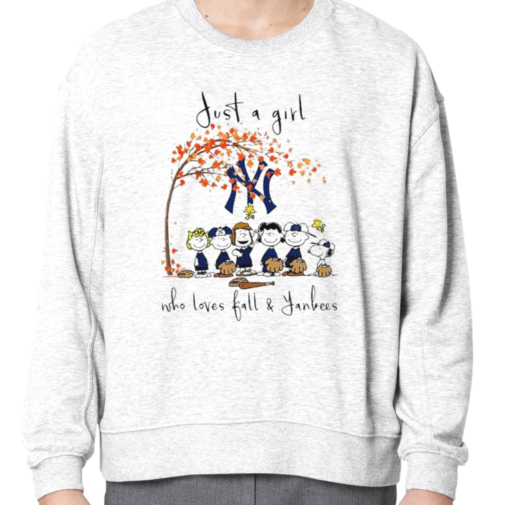 The Peanuts Just A Girl Who Loves Fall New York Yankees Shirt -  Reallgraphics