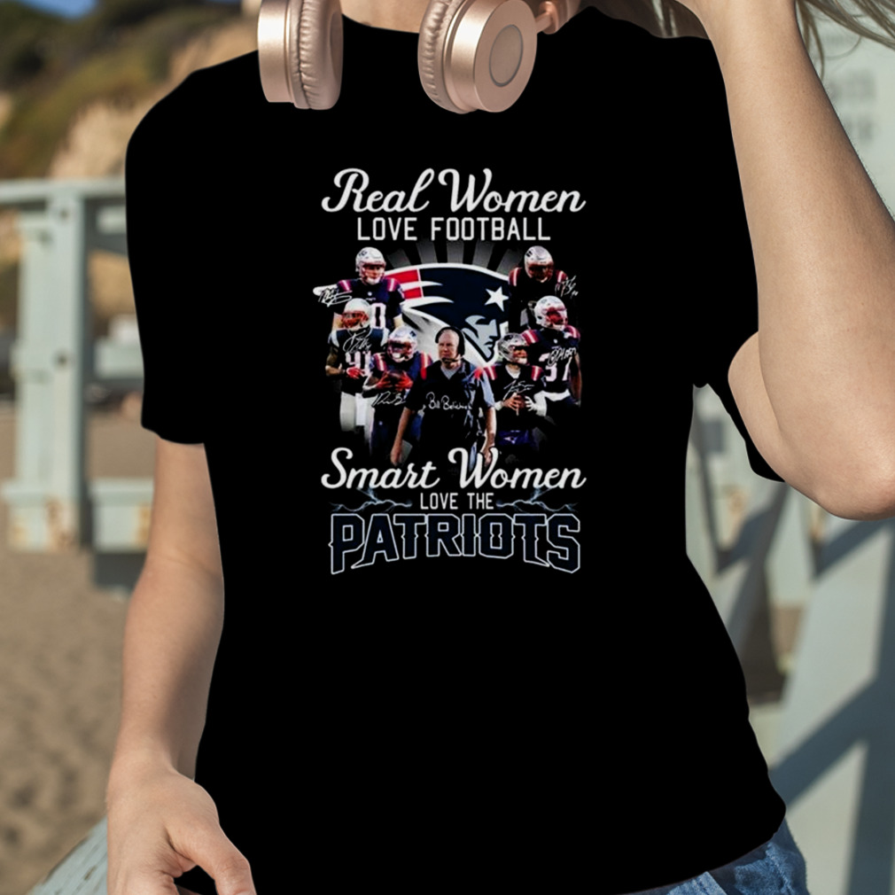 Real Women Love Football Smart Women Love The New England Patriots 2023  Signatures Shirt - Bring Your Ideas, Thoughts And Imaginations Into Reality  Today