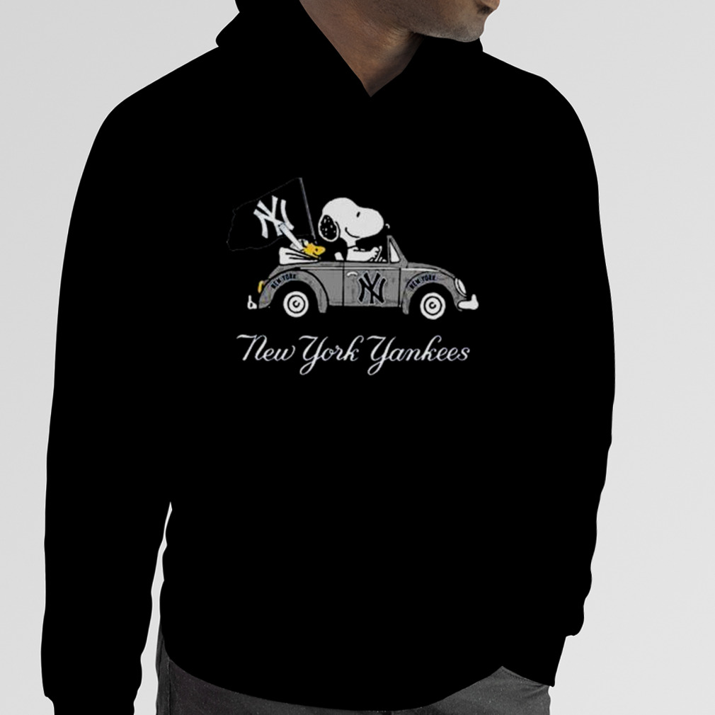 Snoopy Drives Car With New York Yankees Flag shirt - Dalatshirt