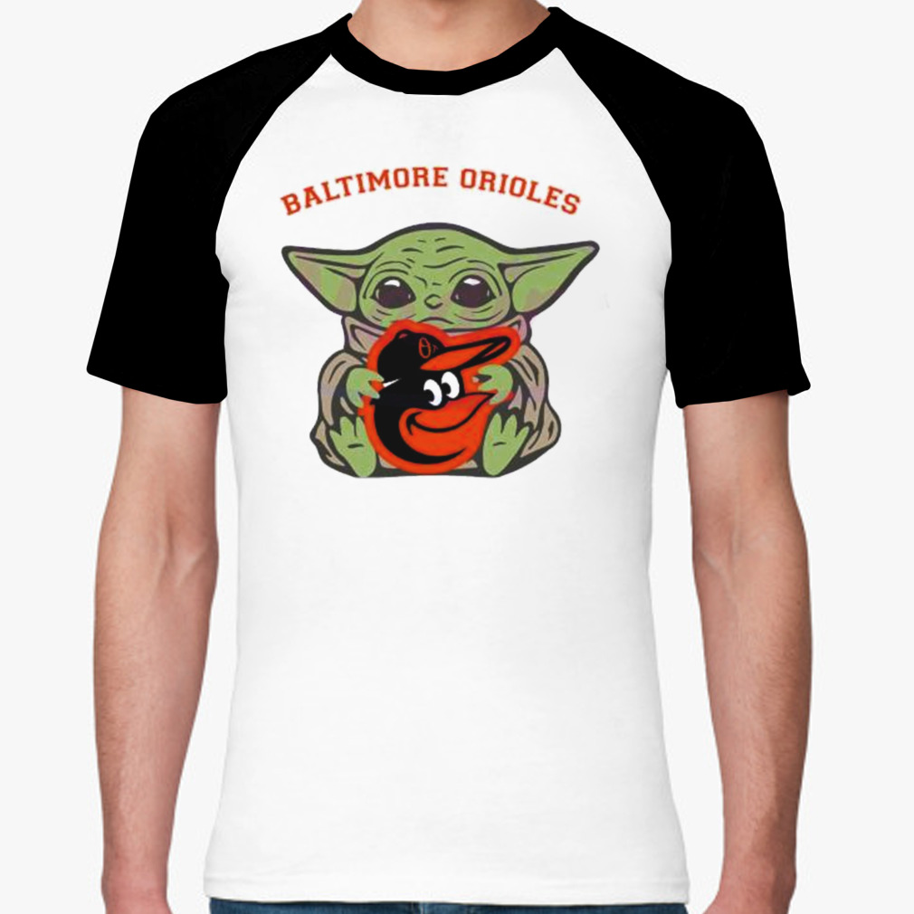 Baby Yoda Hug Baltimore Orioles Star Wars Mandalorian Shirt - Teeshirtbear