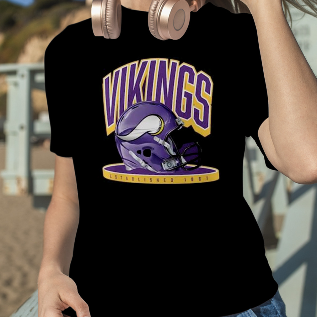 Minnesota Vikings Helmet Platform T Shirt - Limotees